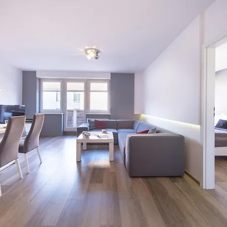 Appartamento Secret Garden 150 M From The By Renters *
